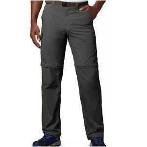 Columbia Silver Ridge Convertible  Cargo Pants with zip off shorts, Size 42W/30L